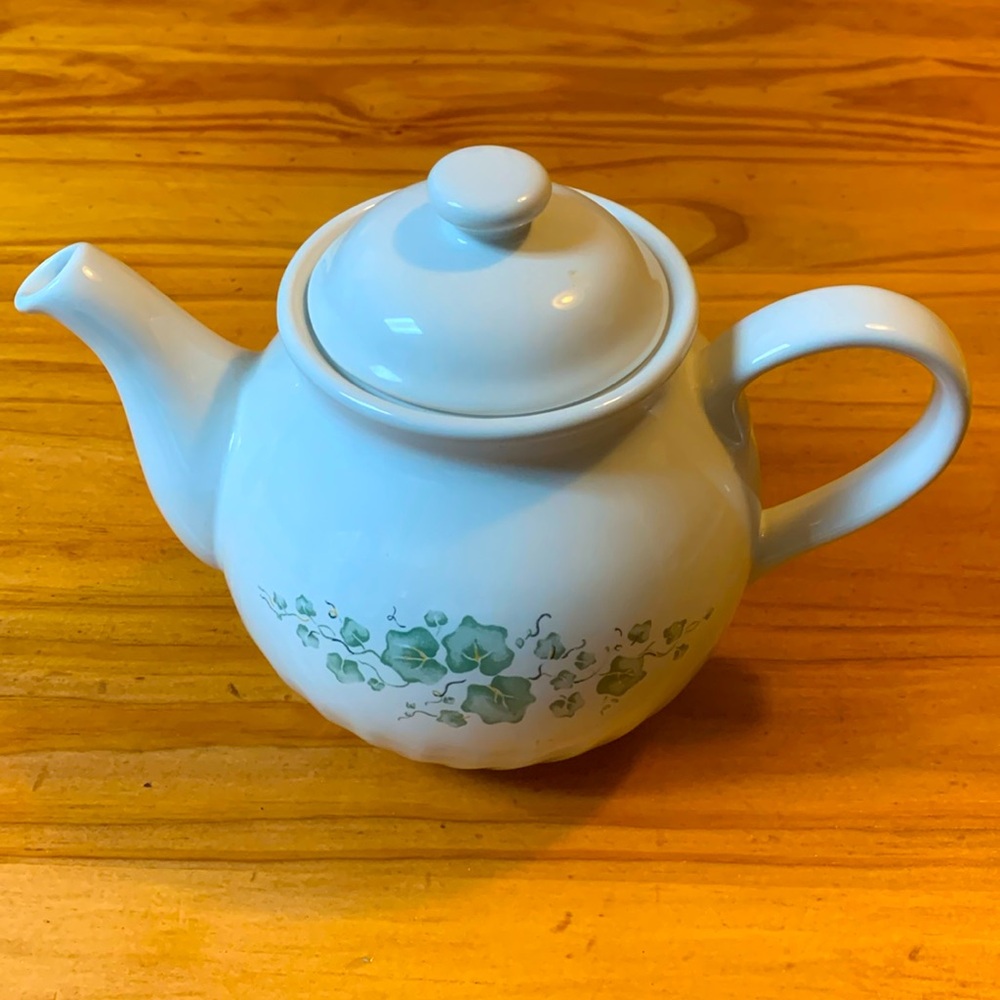 Corelle Coordinates CALLAWAY GREEN IVY Stoneware Tea Pot Corning Ware
